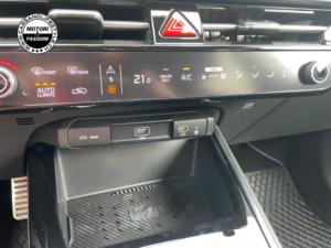 Kia Niro Hybrid Display interno auto